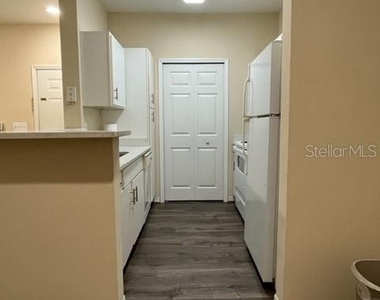 1810 E Palm Avenue - Photo Thumbnail 2