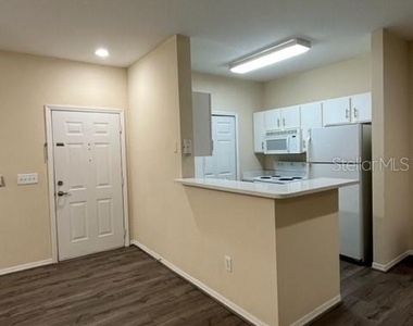 1810 E Palm Avenue - Photo Thumbnail 11