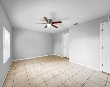 2213 E Emma Street - Photo Thumbnail 11