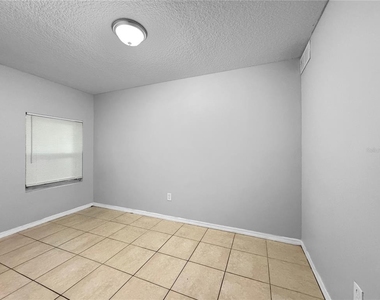 2213 E Emma Street - Photo Thumbnail 8