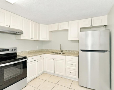 3011 Star Street - Photo Thumbnail 2