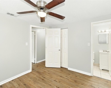3011 Star Street - Photo Thumbnail 10