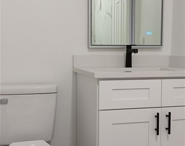 885 Beltrees Street - Photo Thumbnail 8