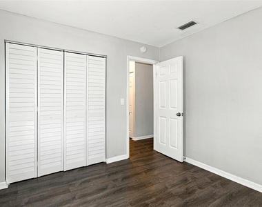 7219 Cascade Street - Photo Thumbnail 8