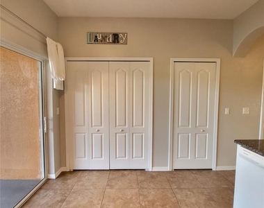4060 Winding Vine Drive - Photo Thumbnail 11