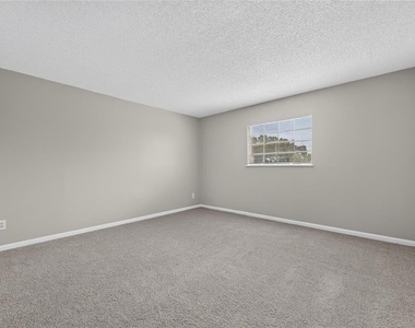 709 Russell Lane - Photo Thumbnail 37