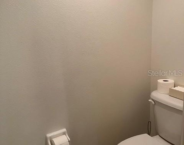 960 Starkey Road - Photo Thumbnail 16