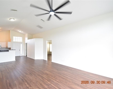 12103 Dawn Vista Drive - Photo Thumbnail 18