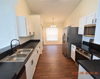 12103 Dawn Vista Drive - Photo Thumbnail 20