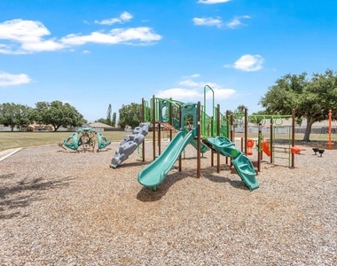 12103 Dawn Vista Drive - Photo Thumbnail 52