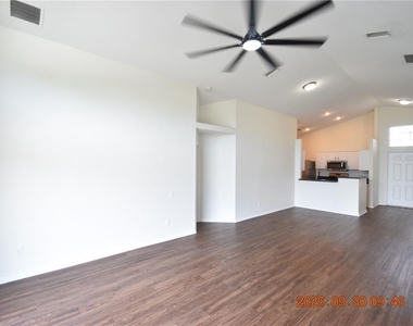 12103 Dawn Vista Drive - Photo Thumbnail 19