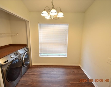 12103 Dawn Vista Drive - Photo Thumbnail 24