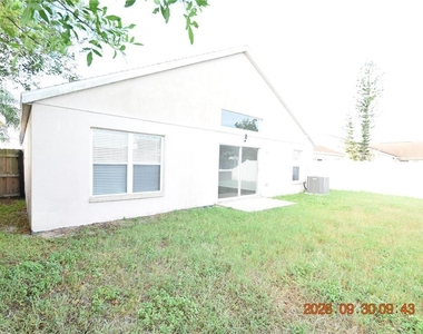 12103 Dawn Vista Drive - Photo Thumbnail 6
