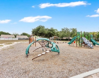 12103 Dawn Vista Drive - Photo Thumbnail 53