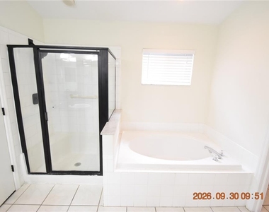 12103 Dawn Vista Drive - Photo Thumbnail 33