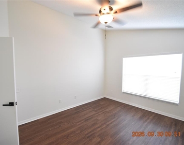 12103 Dawn Vista Drive - Photo Thumbnail 27