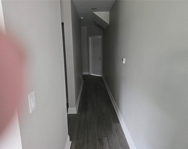 704 E Orchid Avenue - Photo Thumbnail 43