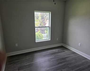 704 E Orchid Avenue - Photo Thumbnail 45