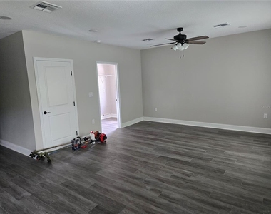 704 E Orchid Avenue - Photo Thumbnail 48