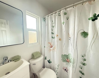 80 144th Avenue - Photo Thumbnail 17