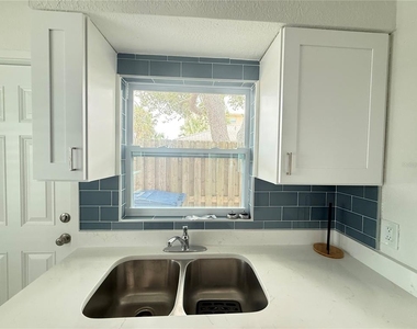 80 144th Avenue - Photo Thumbnail 14