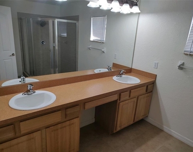 11267 Old Squaw Avenue - Photo Thumbnail 12