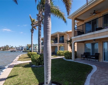 2675 St Josephs Drive E - Photo Thumbnail 27