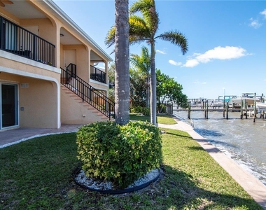 2675 St Josephs Drive E - Photo Thumbnail 29
