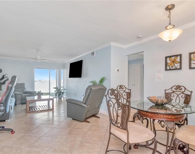 2675 St Josephs Drive E - Photo Thumbnail 18