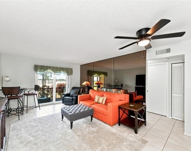 217 Airport Avenue W - Photo Thumbnail 1