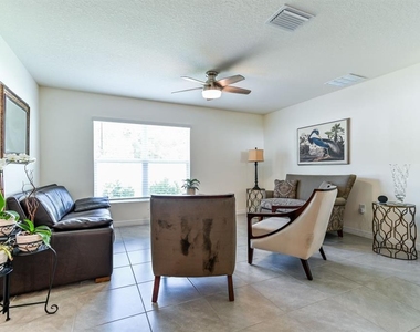 1911 Blue Stream Street - Photo Thumbnail 13