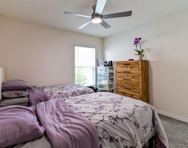 1911 Blue Stream Street - Photo Thumbnail 7