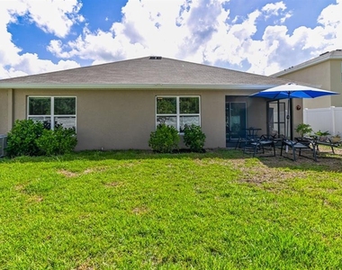 1911 Blue Stream Street - Photo Thumbnail 24
