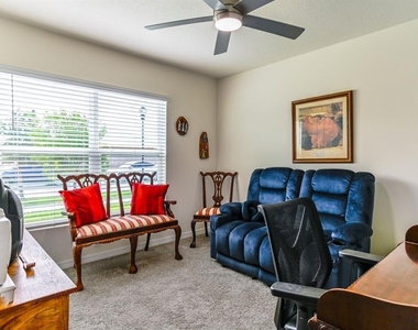 1911 Blue Stream Street - Photo Thumbnail 4