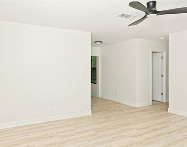 1112 Kenisco Road - Photo Thumbnail 4
