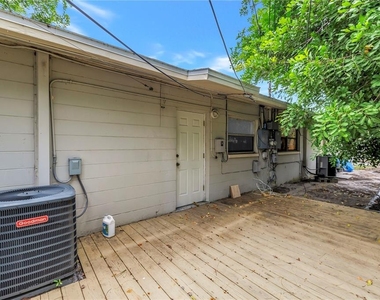 172 38th Avenue Se - Photo Thumbnail 23