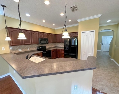 11801 Castine Street - Photo Thumbnail 4