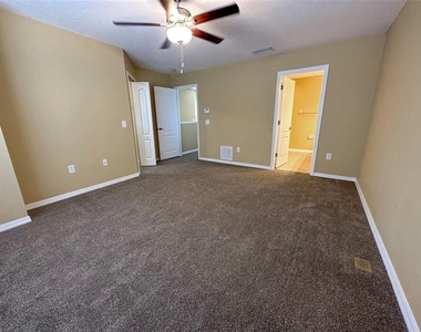 11801 Castine Street - Photo Thumbnail 33