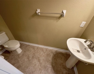 11801 Castine Street - Photo Thumbnail 16