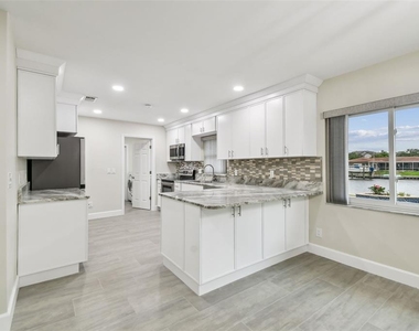 3938 Versailles Drive - Photo Thumbnail 17