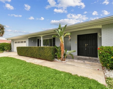 3938 Versailles Drive - Photo Thumbnail 7