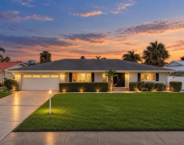 3938 Versailles Drive - Photo Thumbnail 3