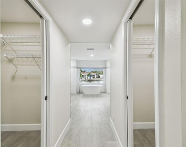 3938 Versailles Drive - Photo Thumbnail 29