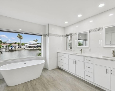 3938 Versailles Drive - Photo Thumbnail 33