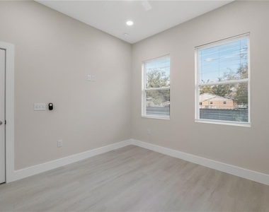 2953 Mapleberry Court - Photo Thumbnail 18