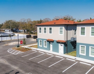 2953 Mapleberry Court - Photo Thumbnail 3