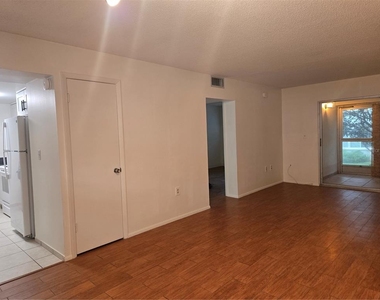 1975 W Bay Drive - Photo Thumbnail 2
