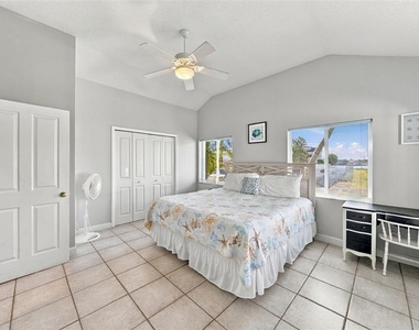 314 10th Avenue - Photo Thumbnail 13