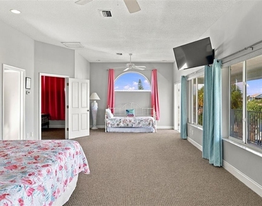 314 10th Avenue - Photo Thumbnail 33