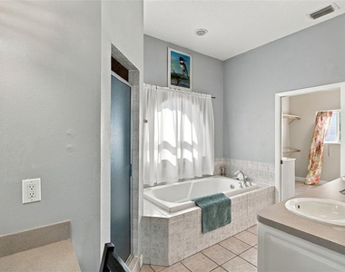 314 10th Avenue - Photo Thumbnail 45